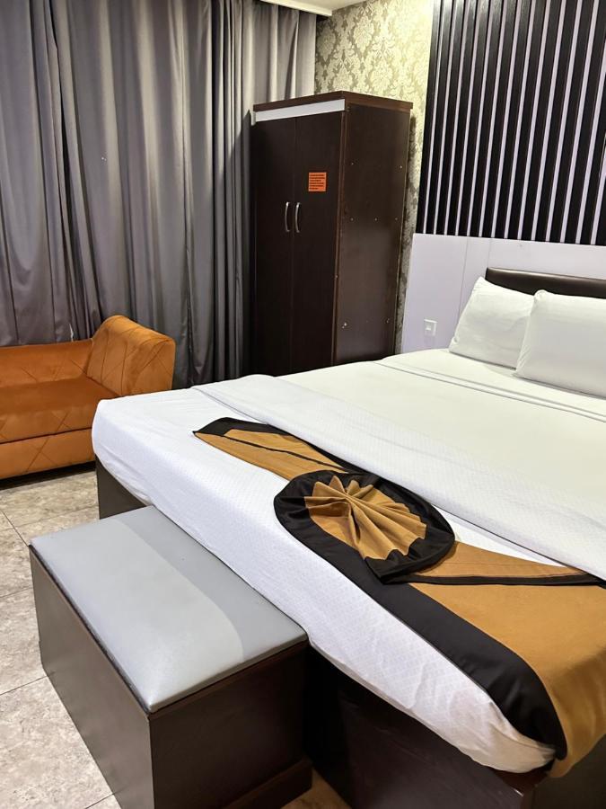 Msquare Hotel Gra Ikeja Exterior foto