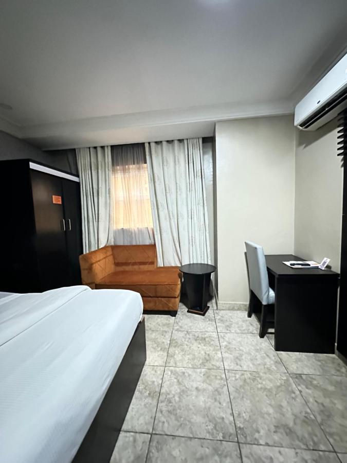 Msquare Hotel Gra Ikeja Exterior foto