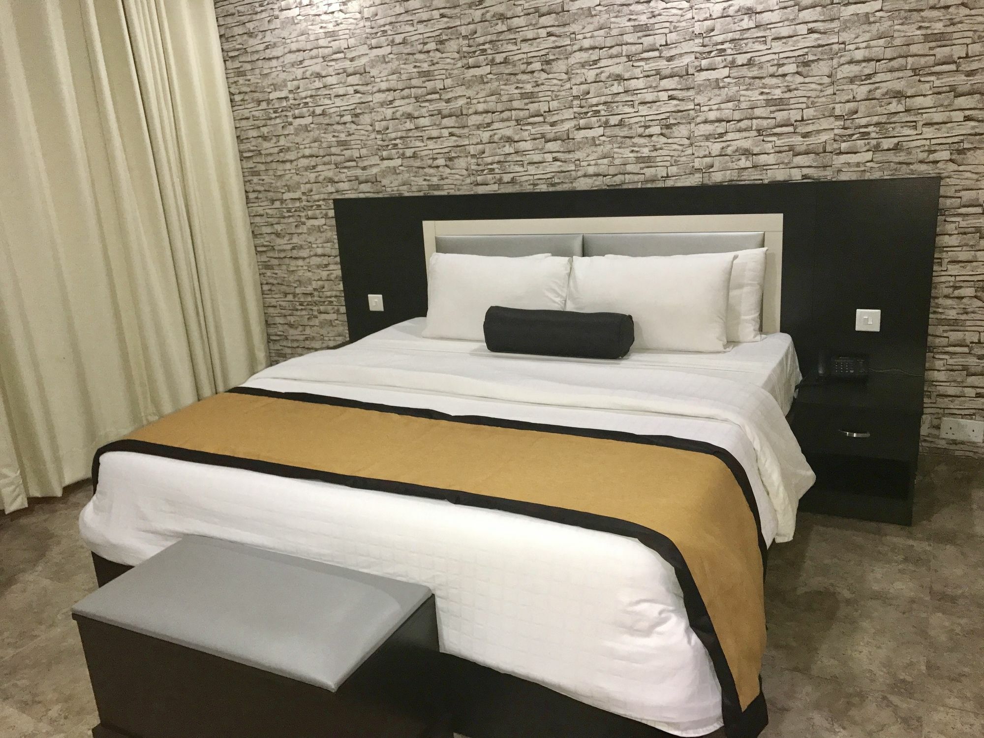 Msquare Hotel Gra Ikeja Exterior foto